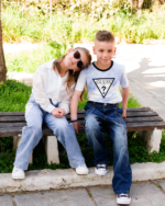 τζιν με λευκό σχέδιο στο πλάι - Image 2